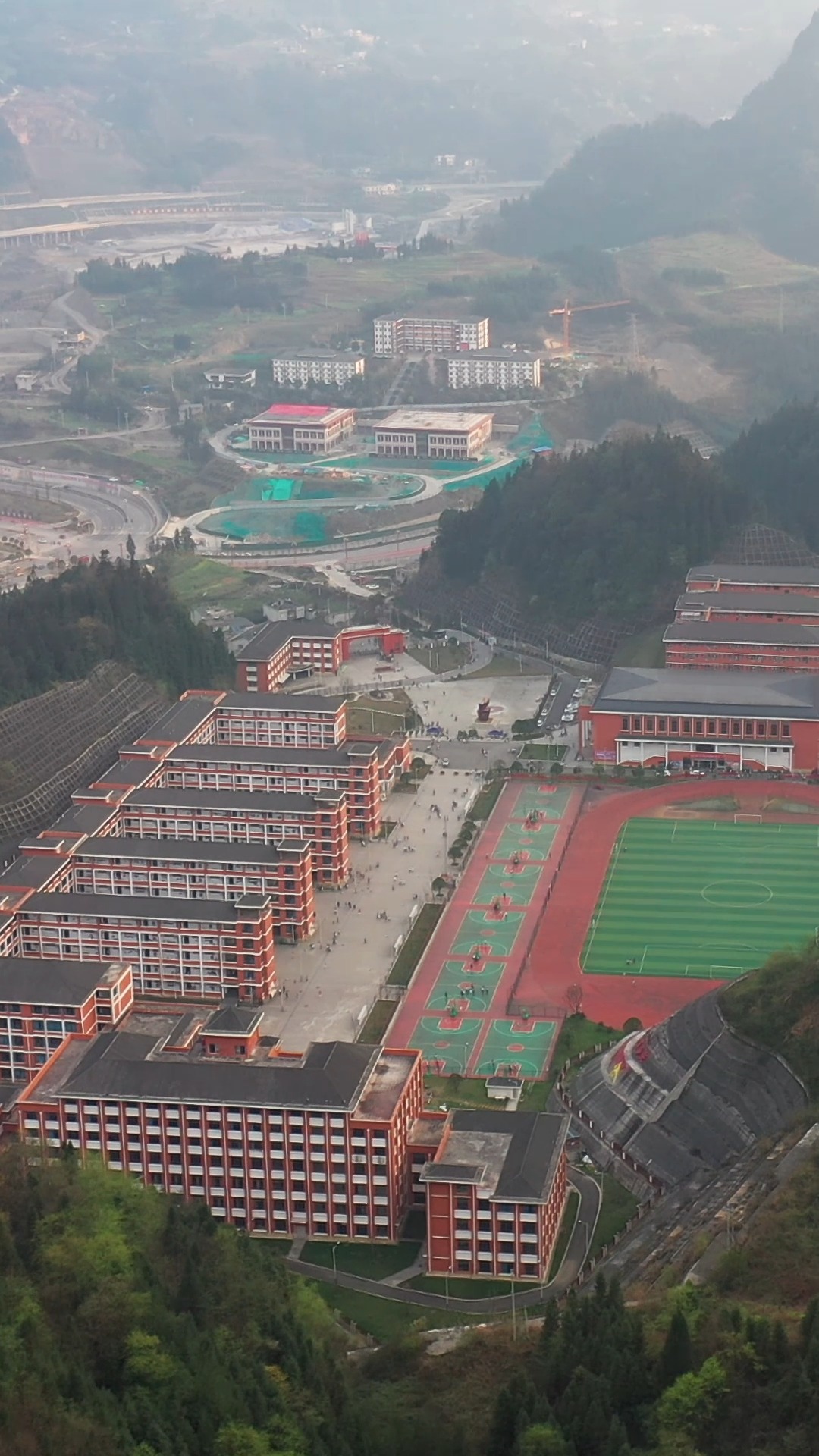 我要上热门#云南昭通威信一中平桥校区,多少莘莘学子的一段美好回忆