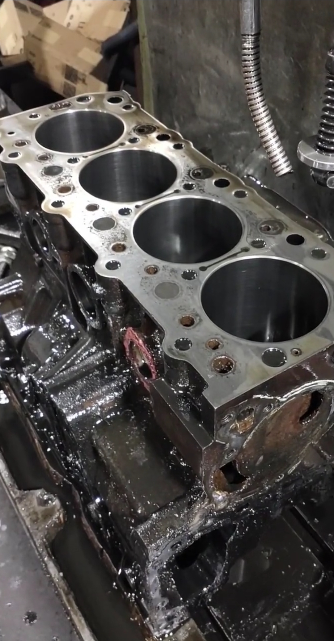 汽车那些事#发动机的镗缸磨轴