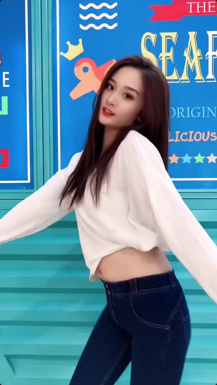 美女#和我私奔吧,趁曹县的夜色渐浓.