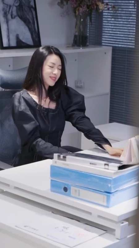 52万姑娘你能否告诉我爱上你我该怎么办?17.