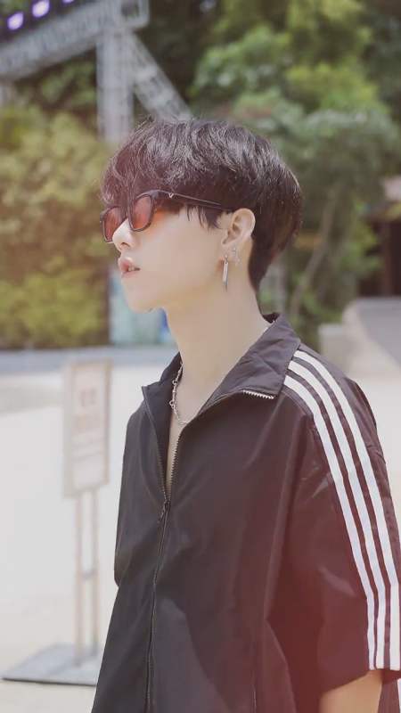 扫码下载度小视 发个视频 让别人知道 志鸿白马小志 23.49万粉丝