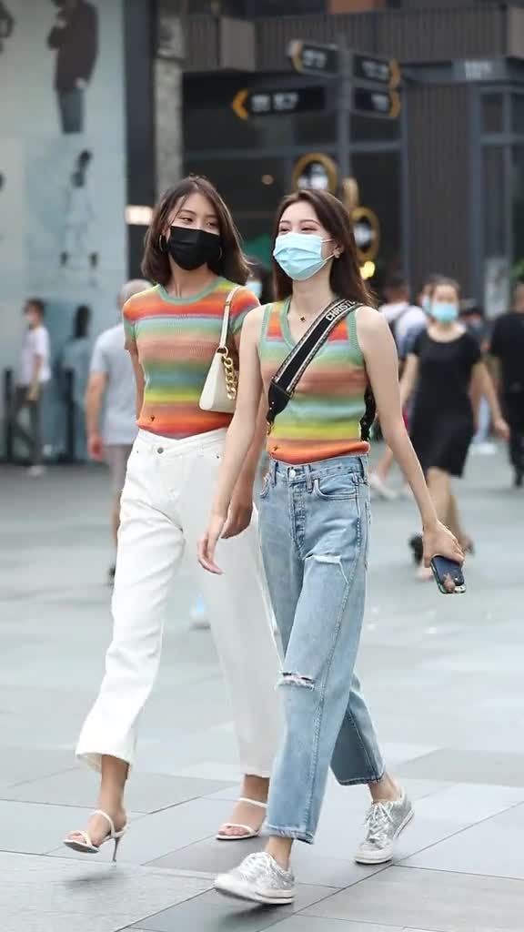 成都街拍闺蜜团蜀都街拍