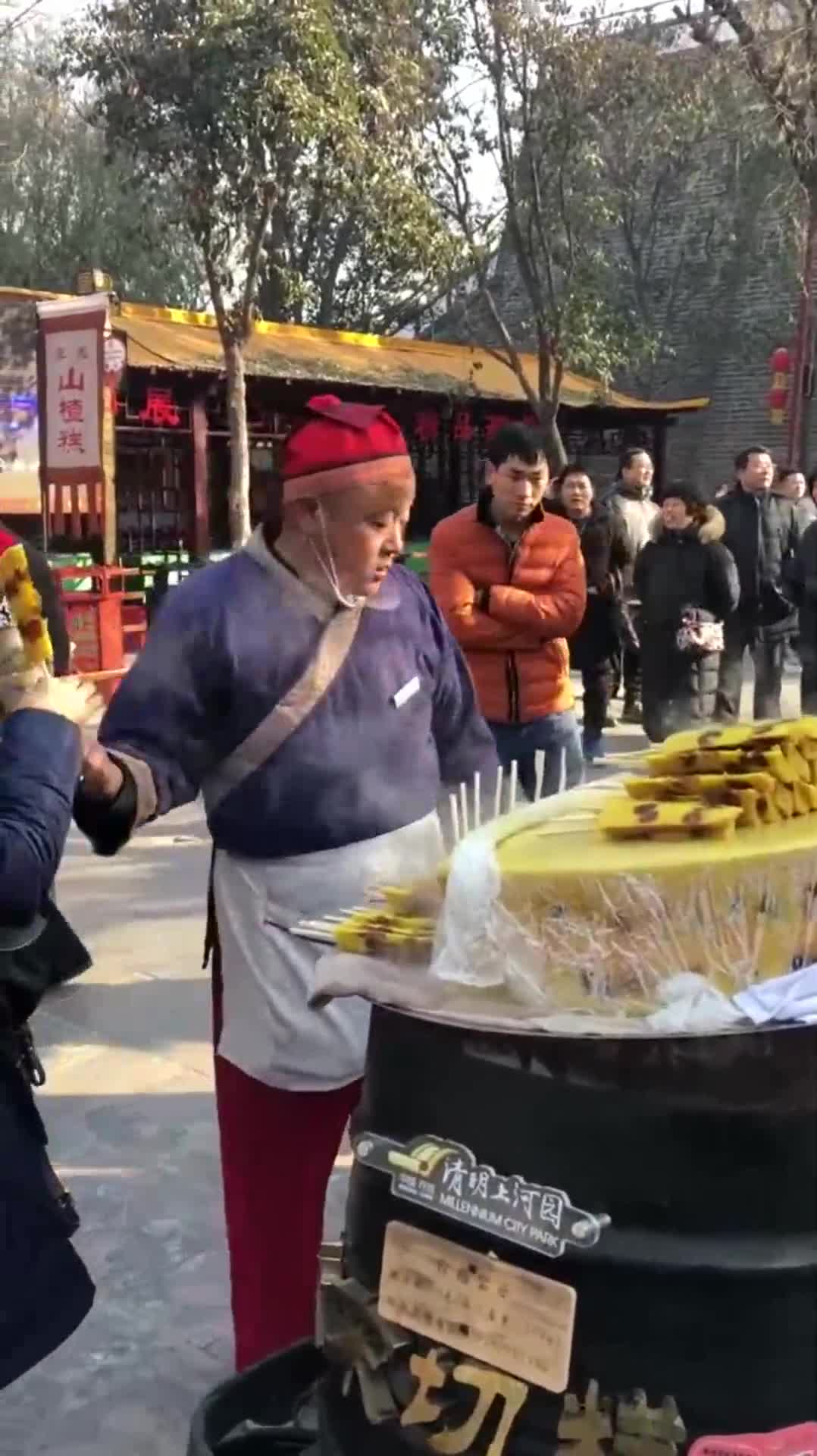 大宋切糕,没钱的也让吃,大叔您确定不会被没钱的吃穷吗