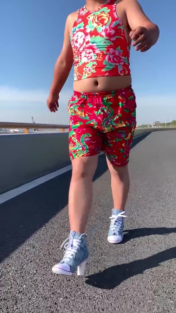 肚子大屁股大的男生这样穿,保证没人敢说你胖(一共5套)你最喜欢第几套