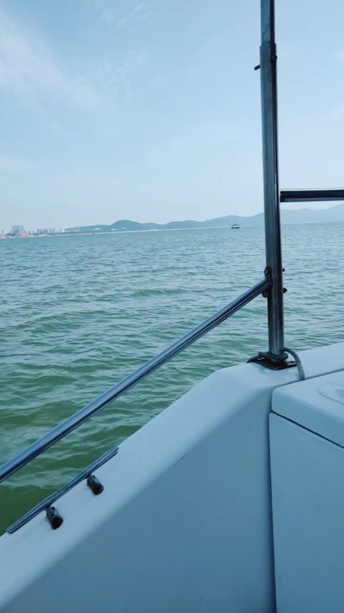 晕船的又坐船出海了!