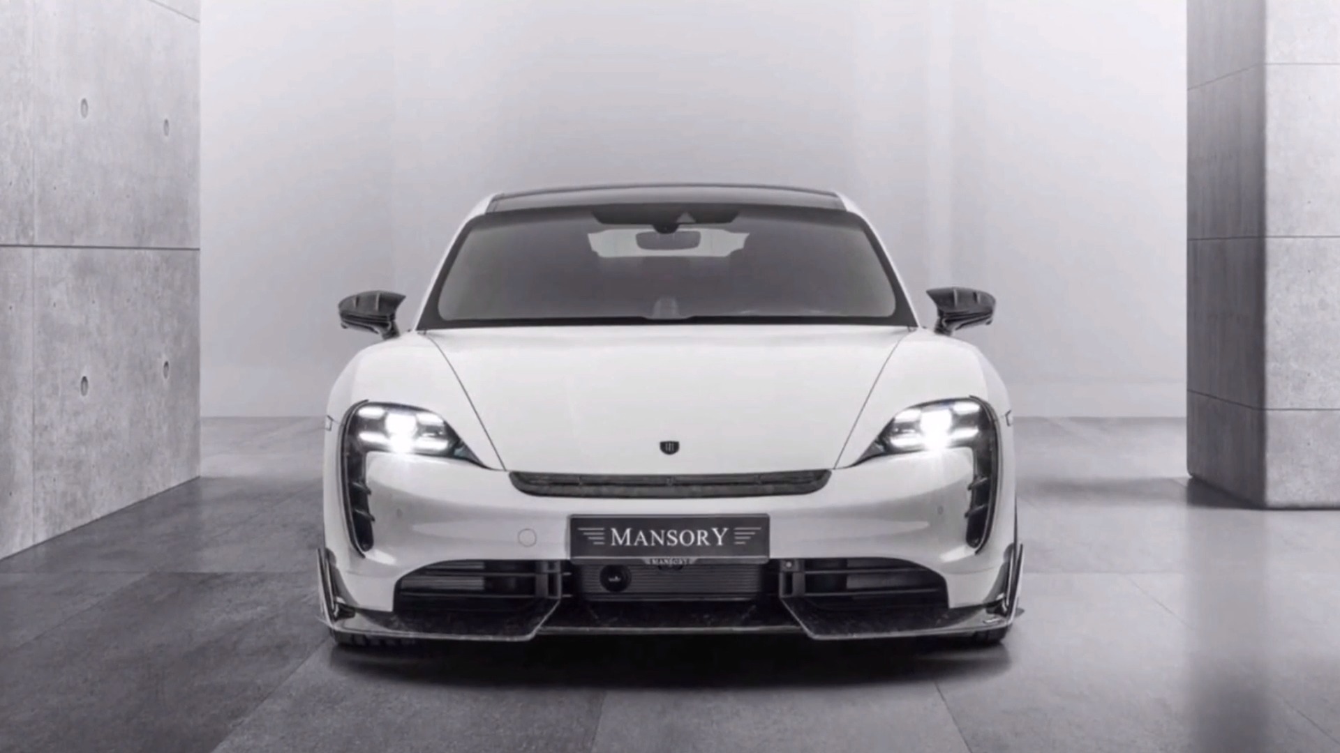 保时捷#mansory改装taycan,这次设计并没那么雷人