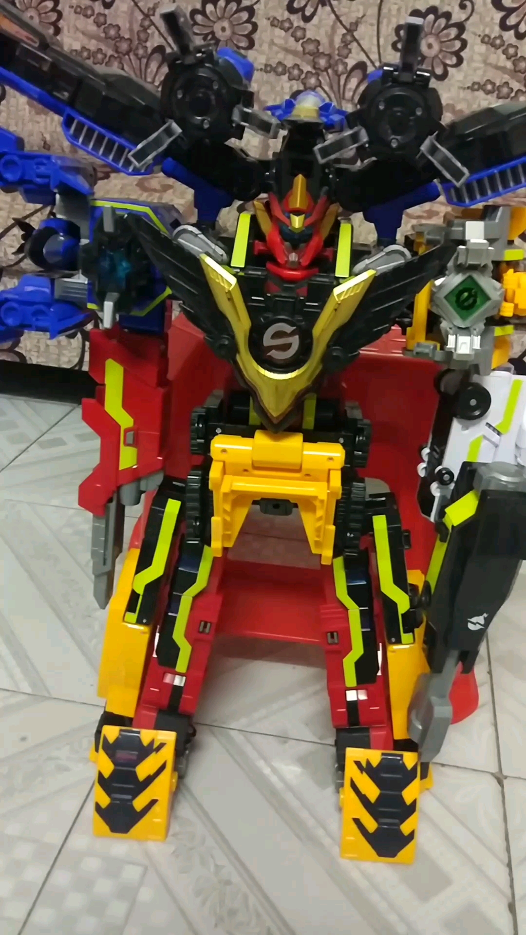 巨神战击队3   超救创击王