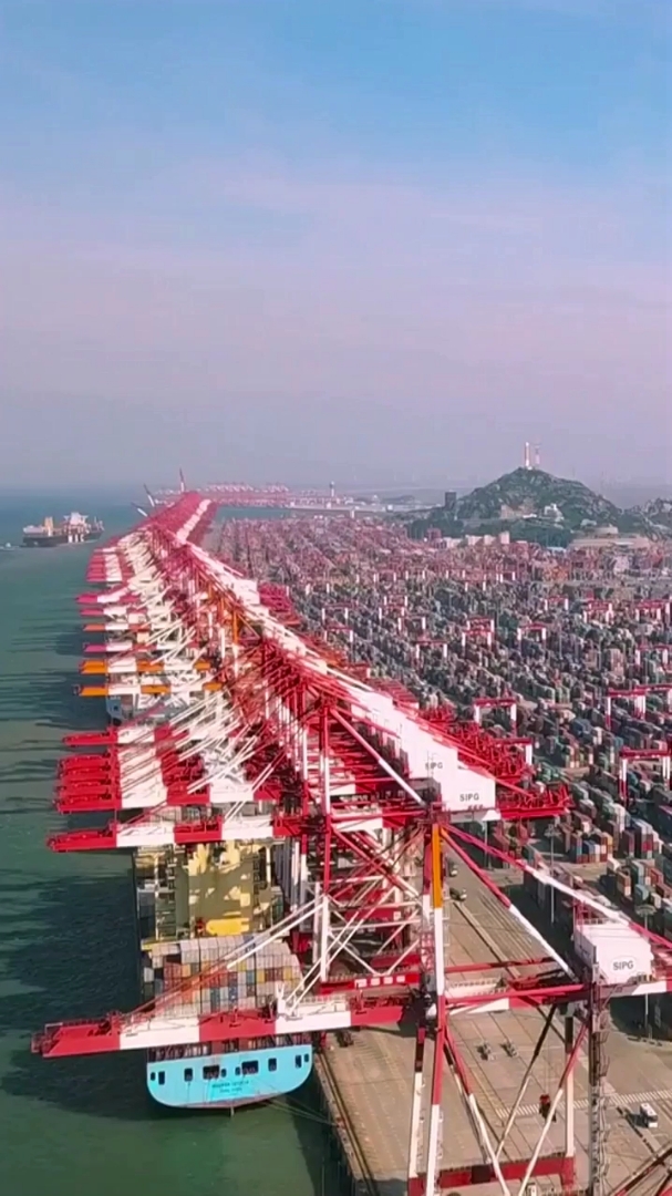 世界最大的自动化码头-洋山深水港,为强大的祖国点91!-度小视