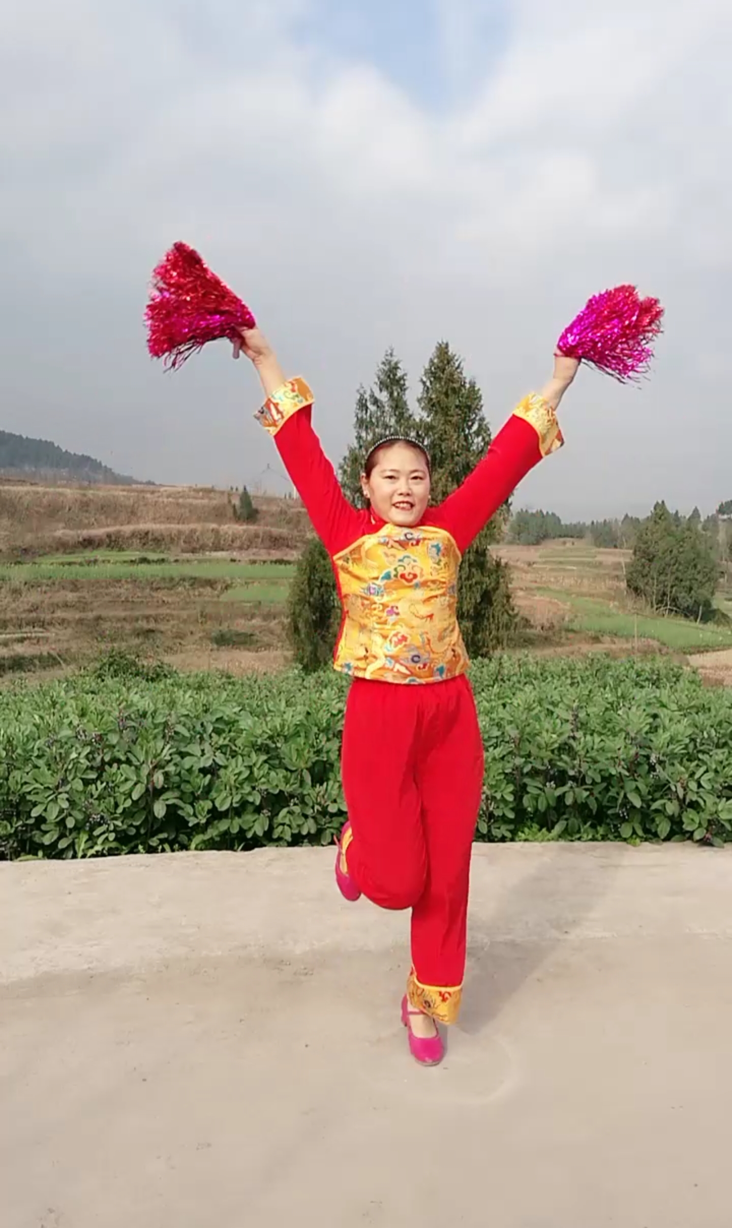 舞蹈#跳一段《火火中国年》手花舞.