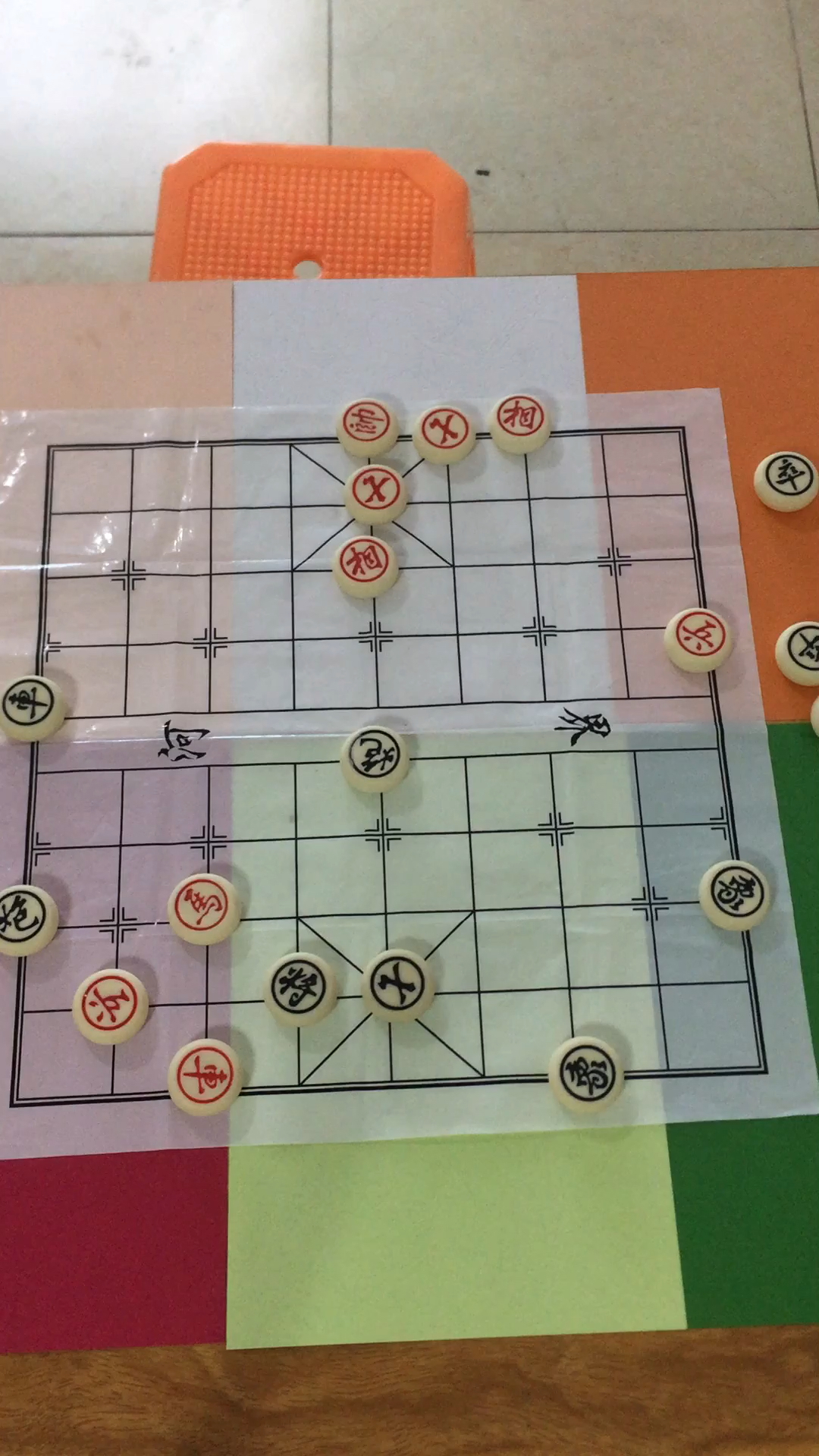 红方兵力弱了但利用拔簧马搬回优势