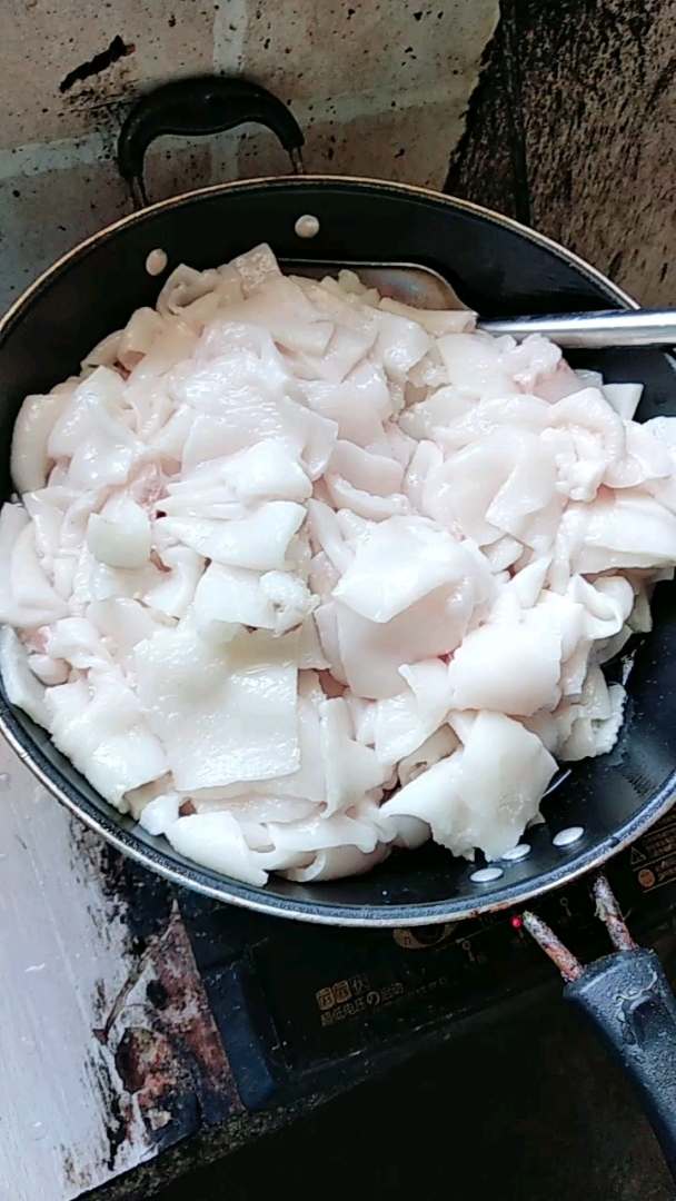 这肥肉炼油正合适