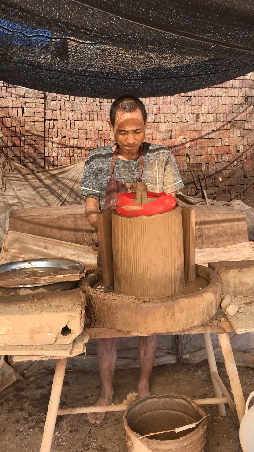 故宫金砖大家都不陌生,但是金瓦制作技艺大家有没有了解?