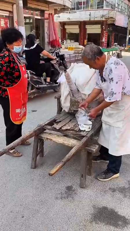 大爷的油茶壶天天都刷的干净的很-度小视