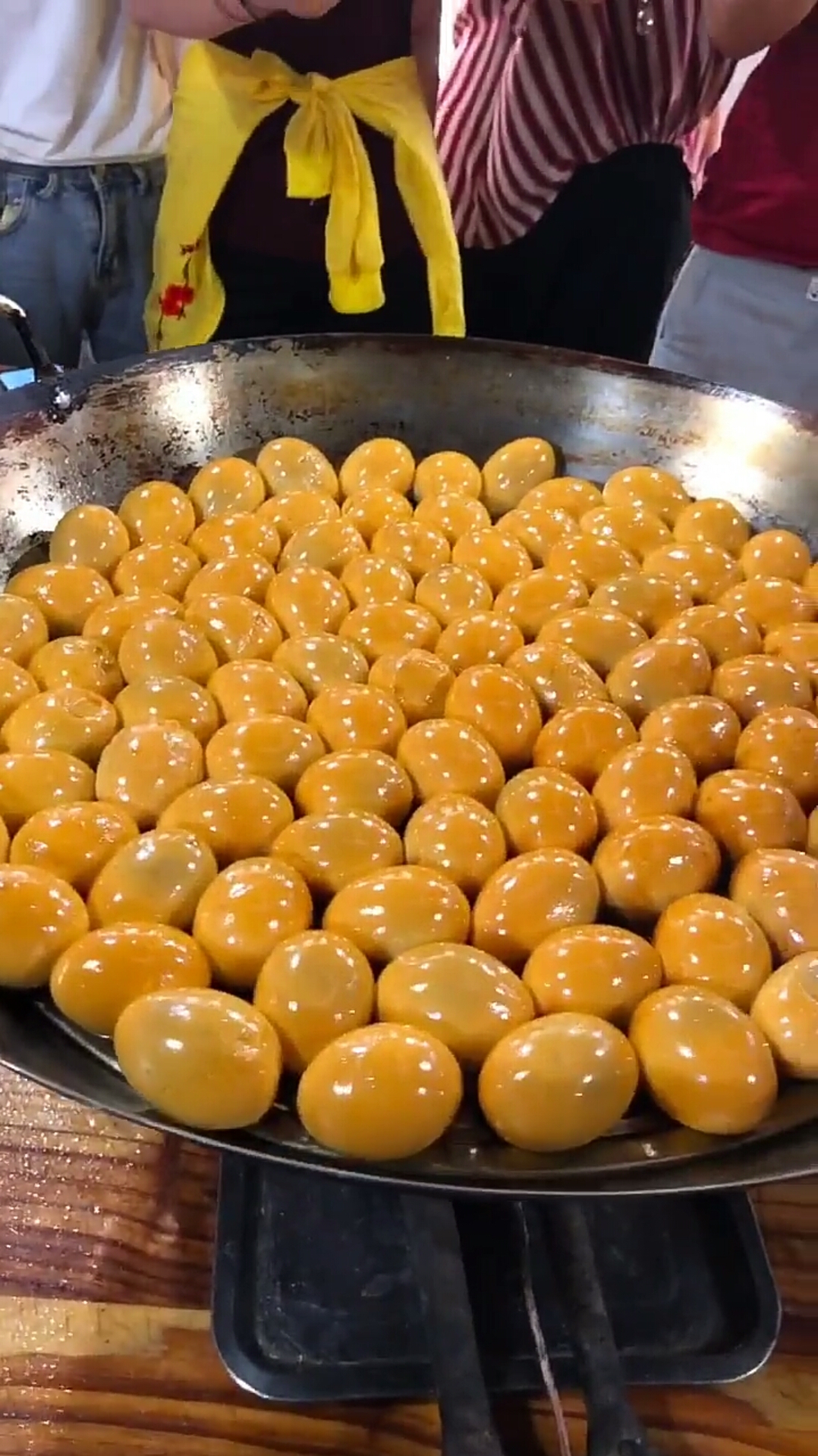 黄金熏蛋一开锅,都争着拍照!