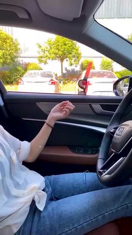 夏天开车戴墨镜out啦!看上海女司机用的护目镜,隔离强光呵护眼睛-全民