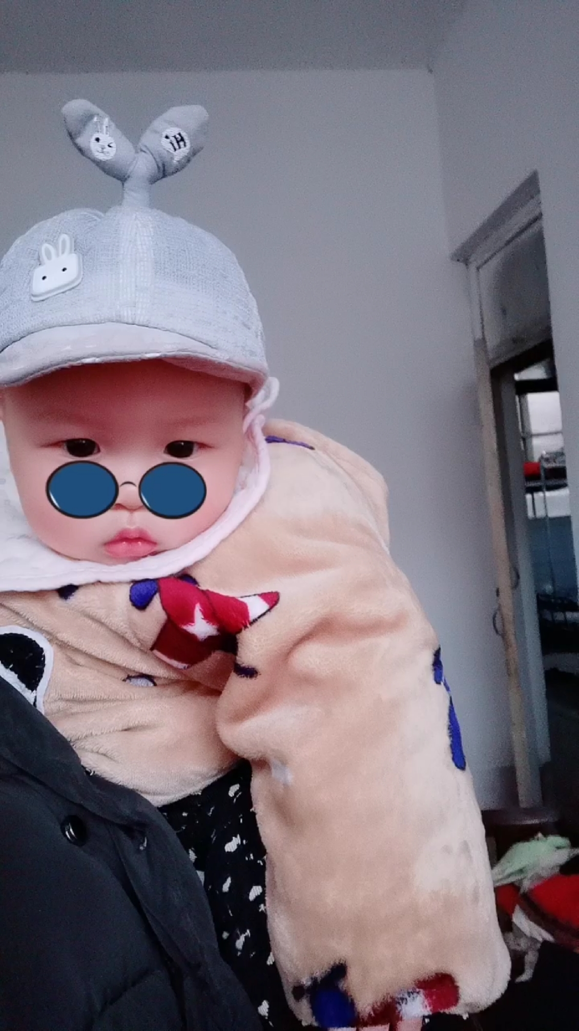 可爱到爆了#五个月的宝宝  也爱上镜