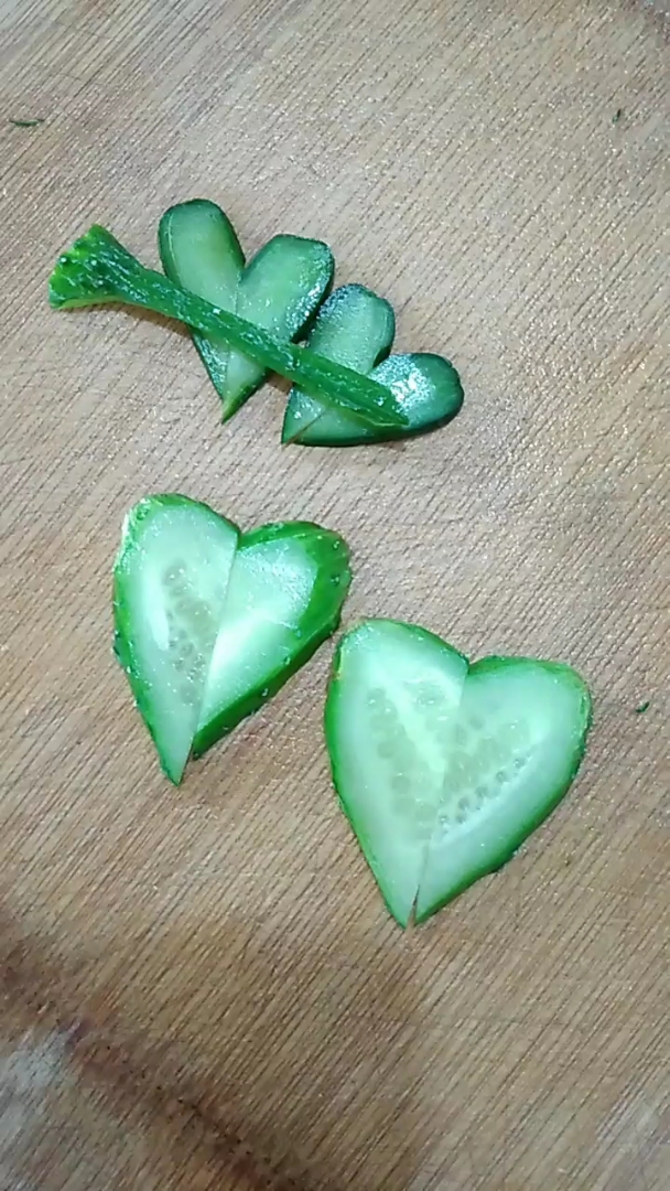 爱心春节必学摆盘哦关注全民小视频关注我不迷路