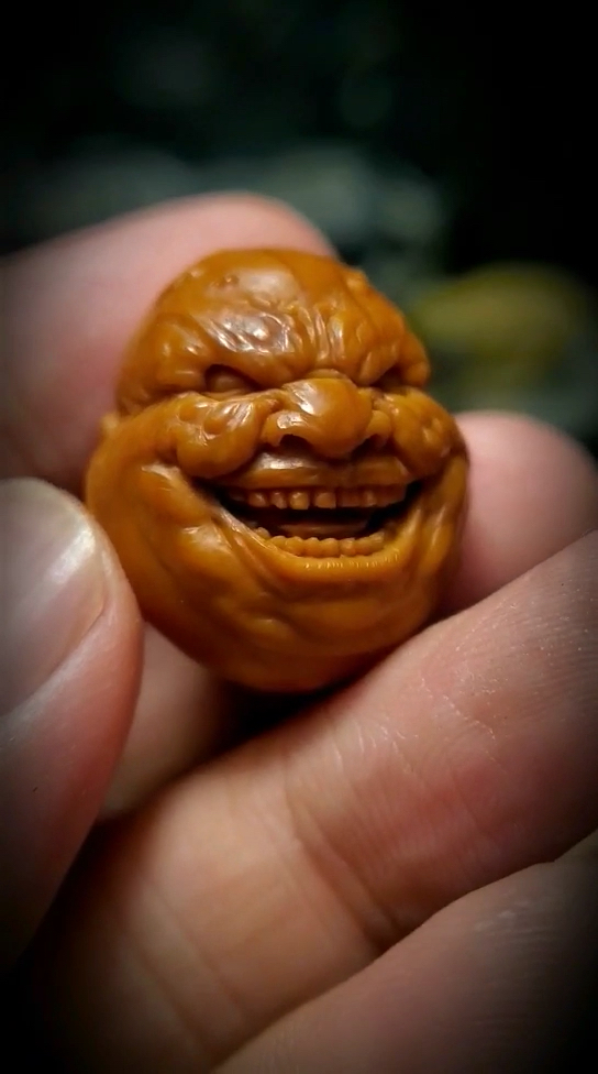 霸气凶佛.相琢大师本工.2.4x2.7左右.