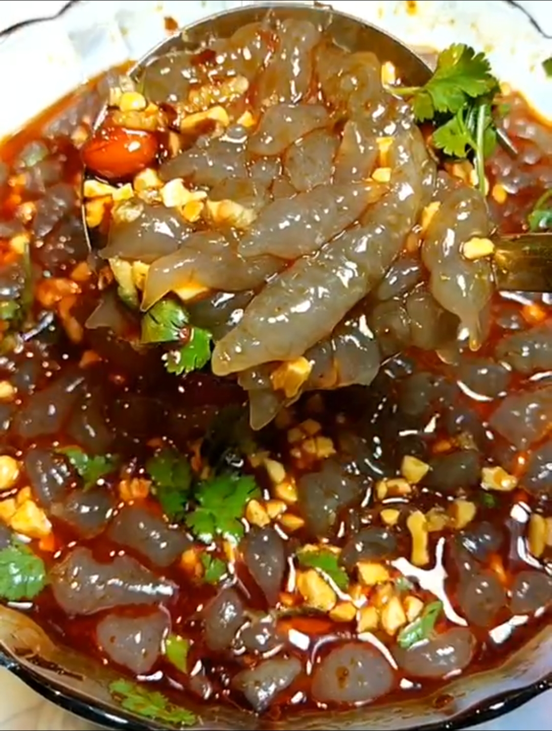 自制家庭美食#香辣娃娃鱼吃的贼过瘾!