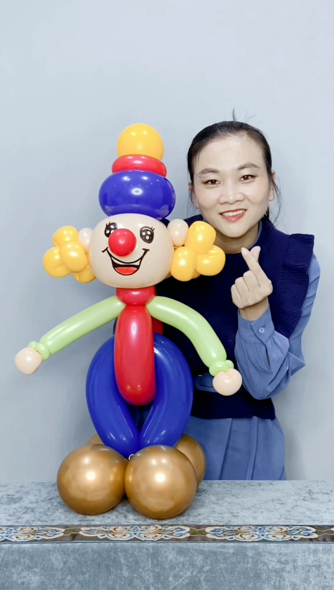 气球造型#气球小丑做好了,喜欢的可以拿着哦