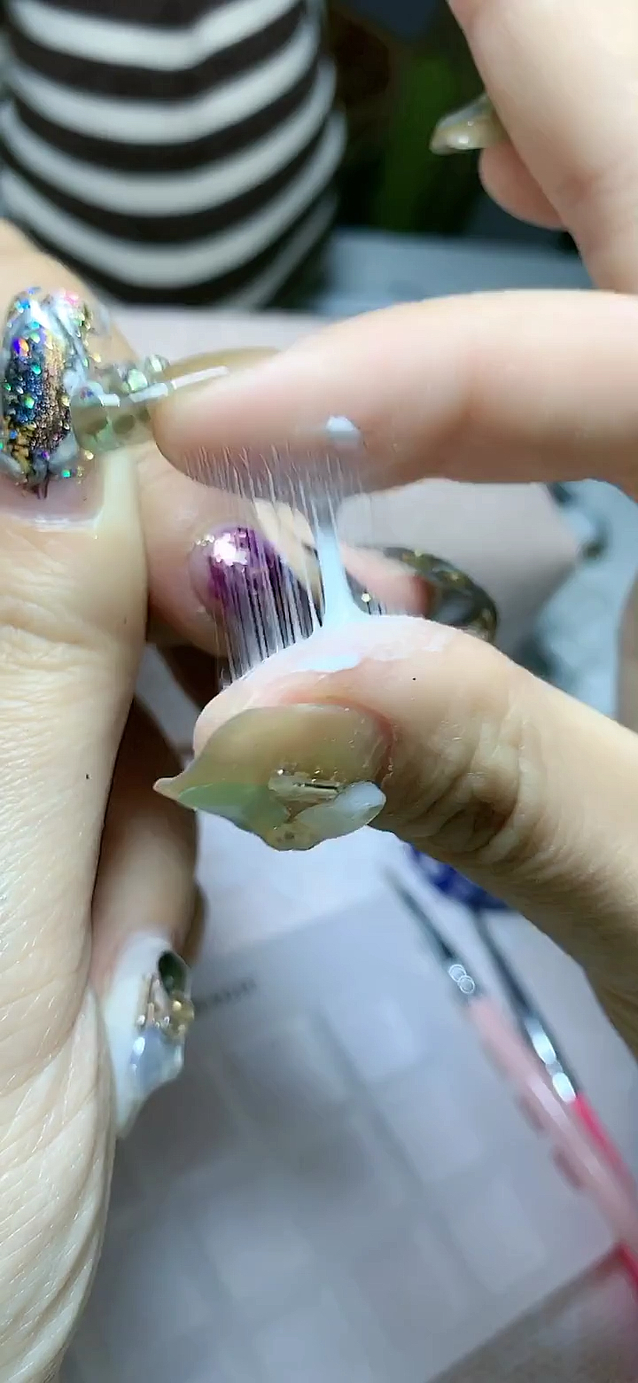 美甲#这个手指拉丝真香了!