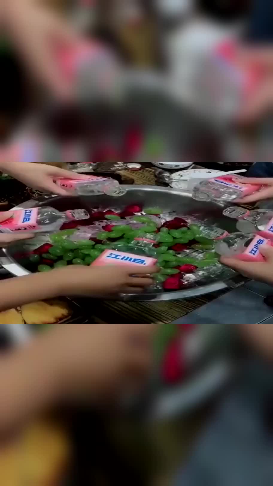 这是东北人喝白酒的方式,搞得我都不敢去了,看得怀疑人生