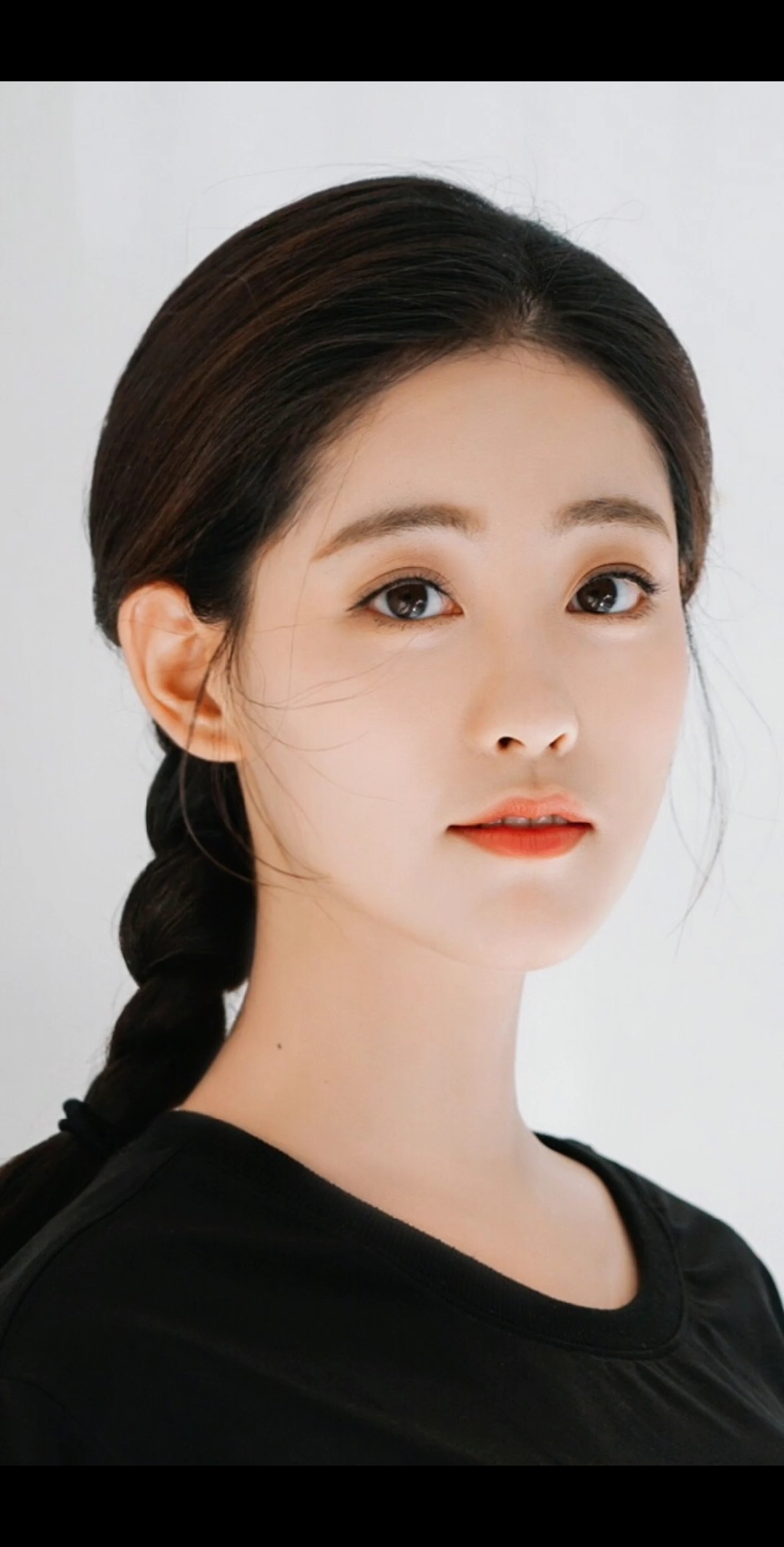 美女明星#祝绪丹俏皮可爱,一副邻家女孩的模样