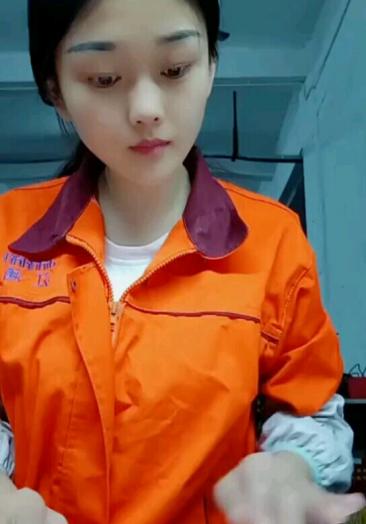 00:13她来了,她来了,漂亮的小姐姐都来电子厂了#进厂打工 #厂妹 110