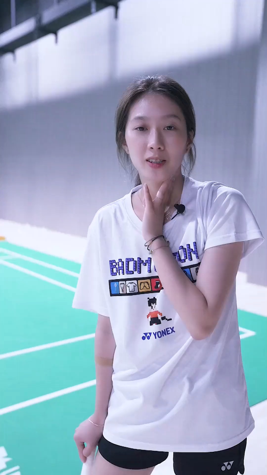 确定不是小时候跟着篮球教练学的羽毛球?柳杨杰羽毛球