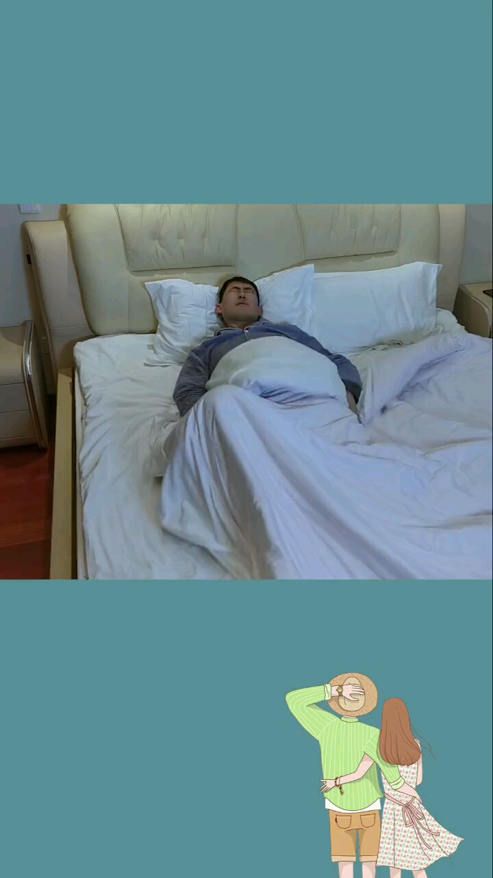 男生冬天盖被子睡觉的感觉!#悬疑@帽子哥搞笑剧场