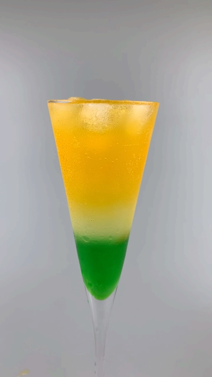 饮品#薄荷与香橙碰撞,嗨爆了
