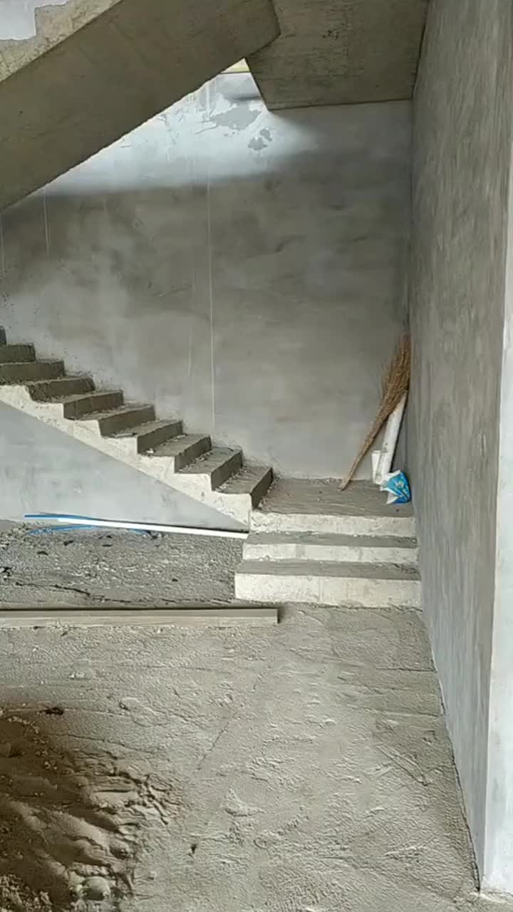 农村自建房,大家看看这楼梯设计的有毛病吗