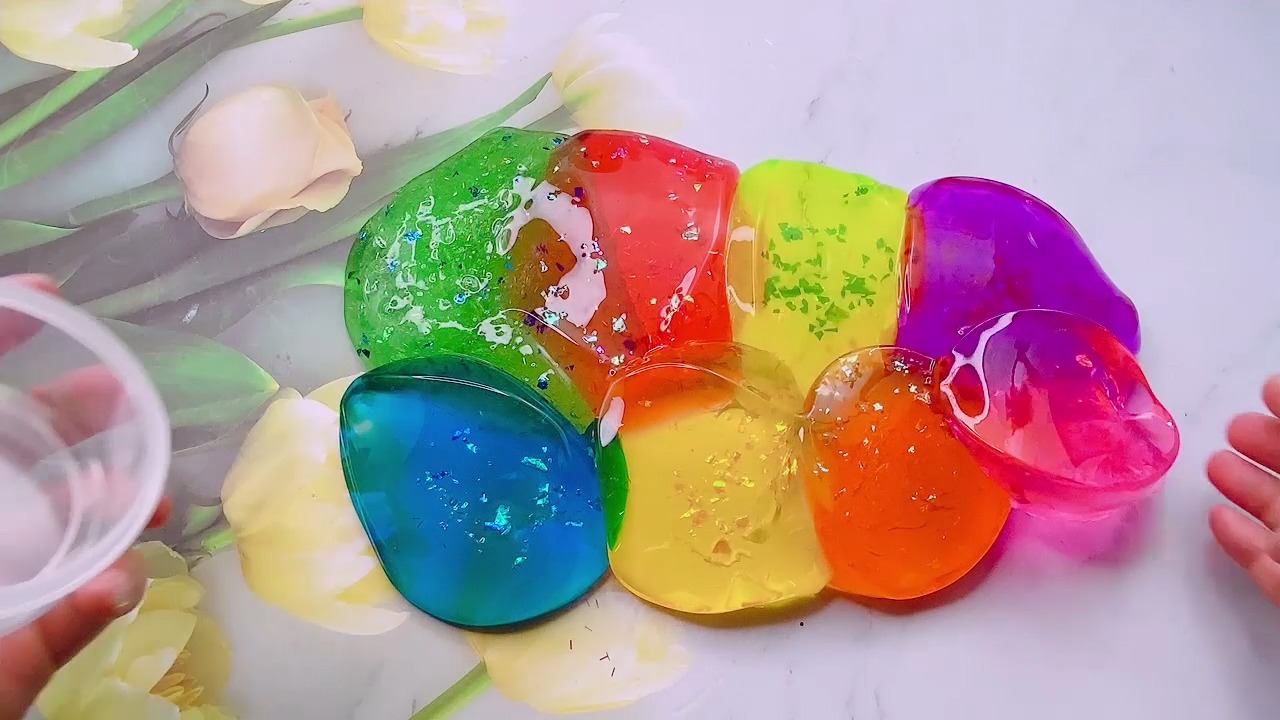 史莱姆泥巴起泡胶#8盒起泡胶大混泥,最后加入一瓶刮胡泡,结果会是