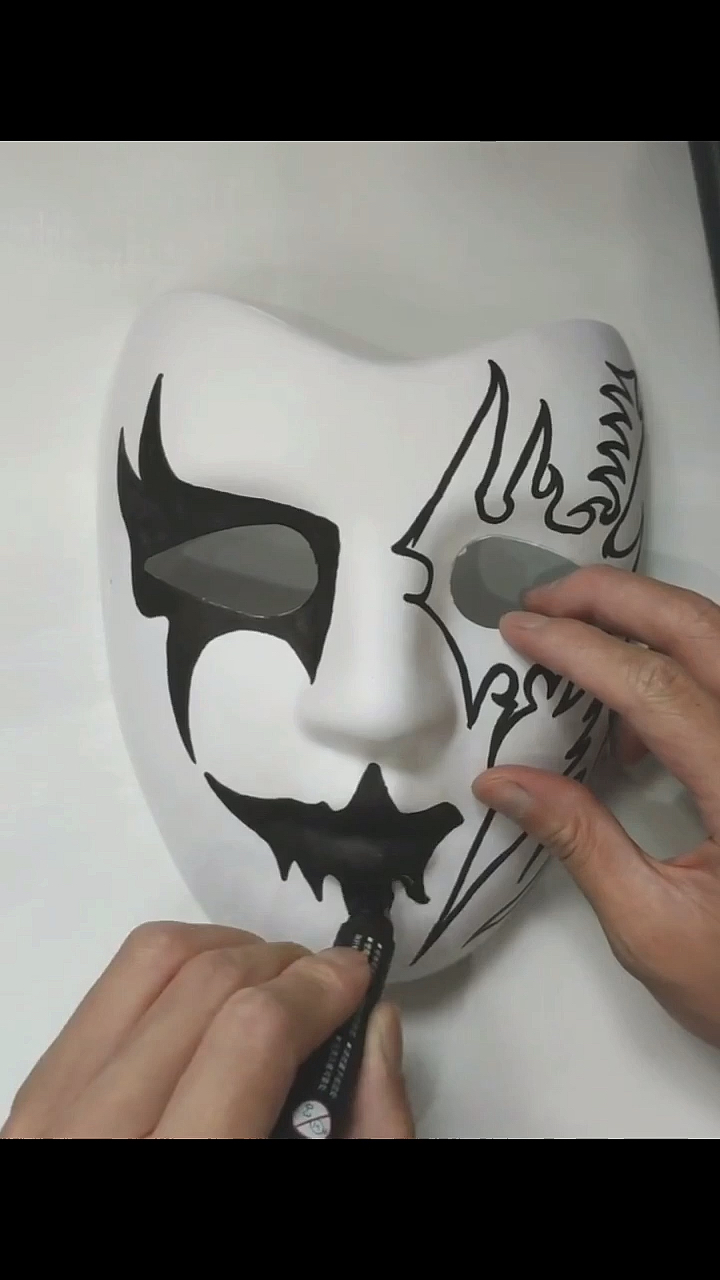 我要上热门#半脸面具手绘设计-度小视