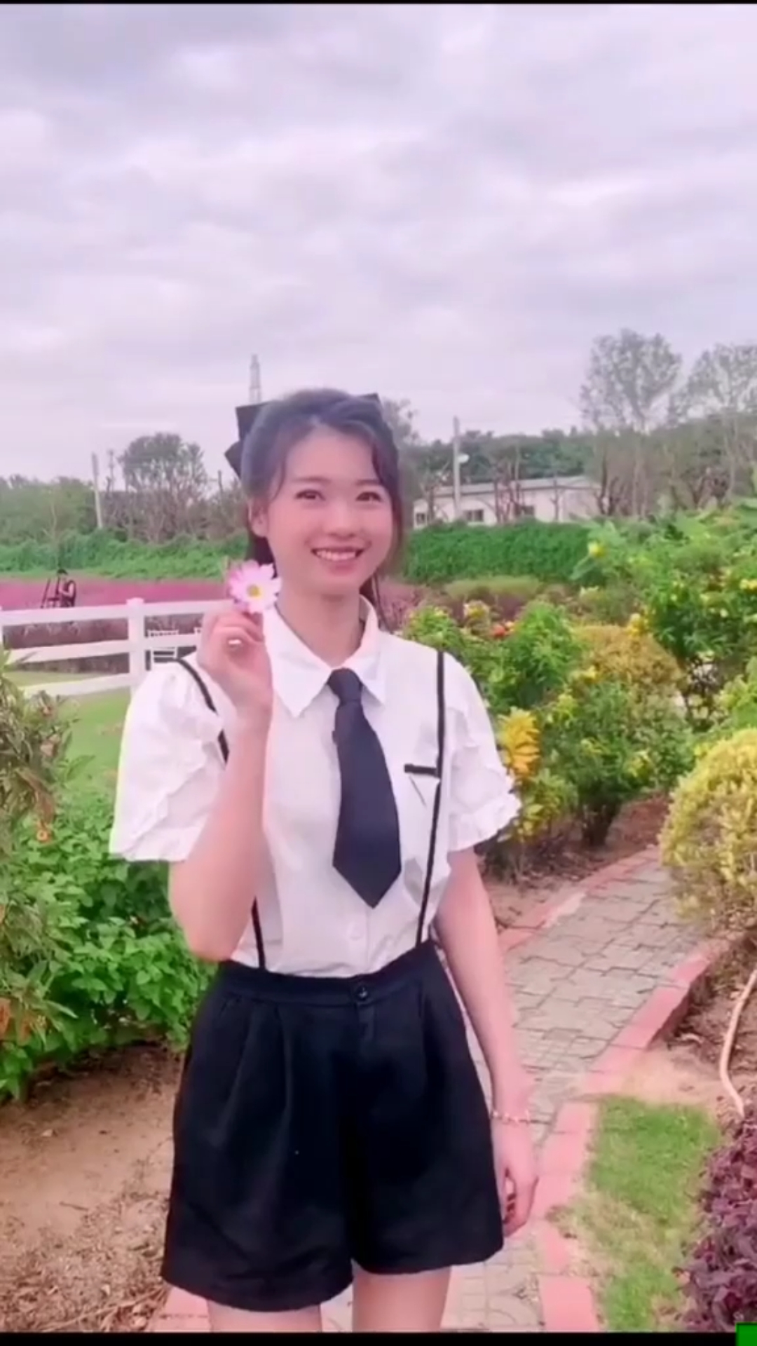 翁佳娜#甜美女孩,祖國的花朵