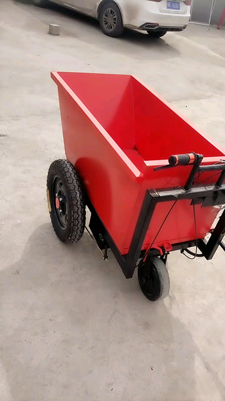 养殖场电动拉粪车,充电式,可前进倒退,老人妇女轻松使用.