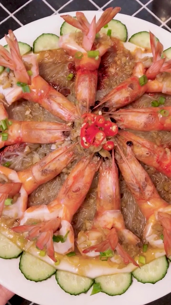 优秀如我#蒜香凤尾虾的做法