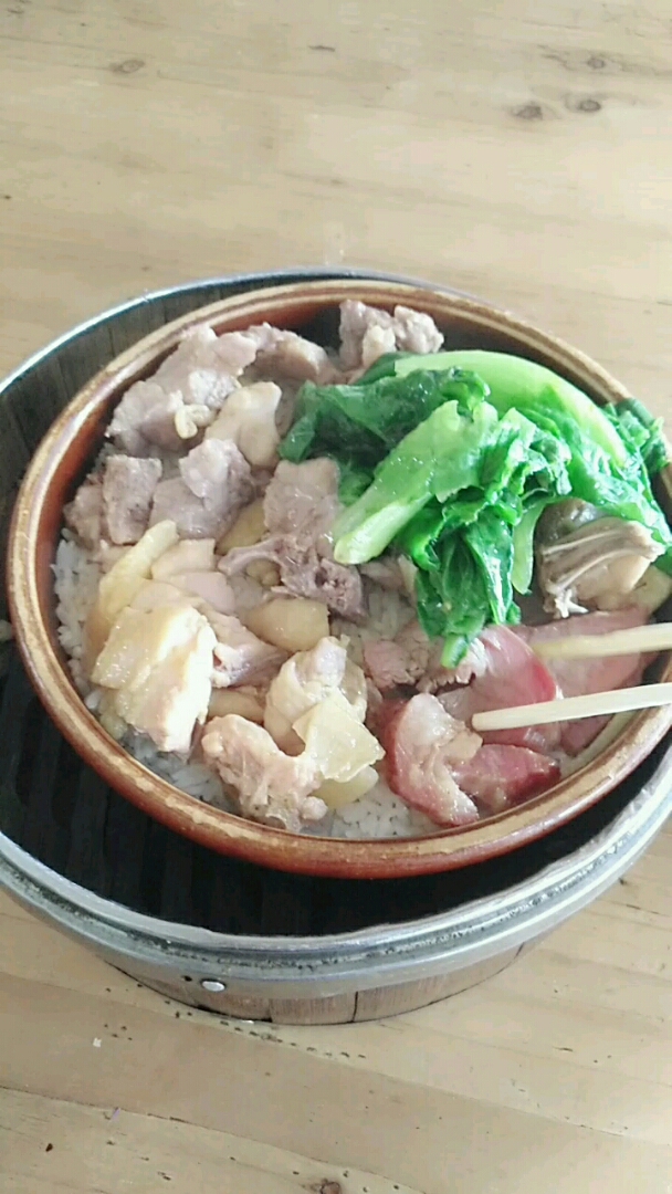 广东大排档的快餐蒸饭