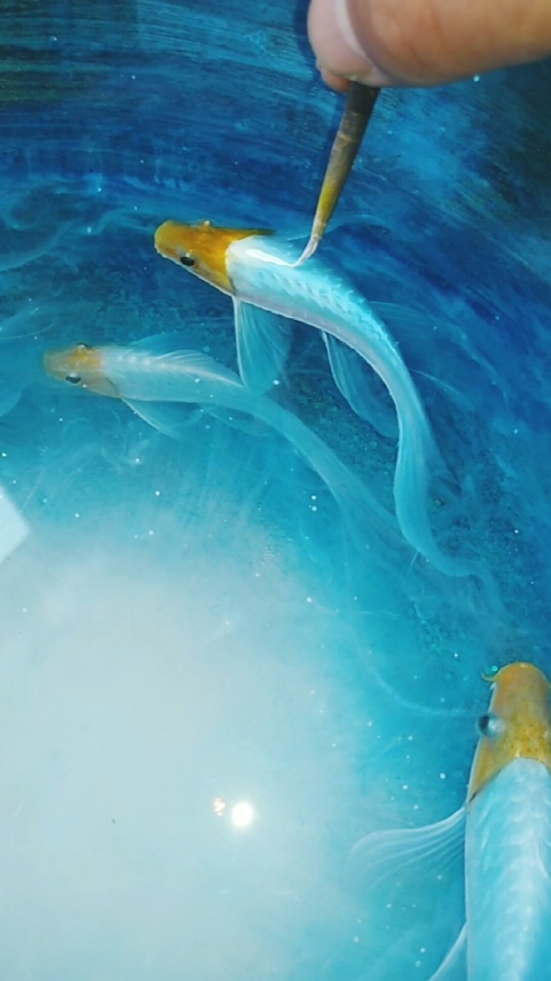 寻找最牛手艺人#树脂画(蓝色星空鱼)