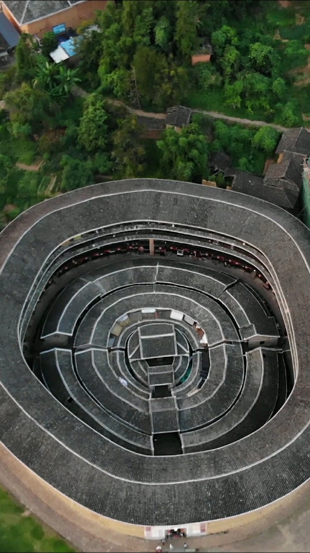 我的私藏景点#航拍土楼王:承启楼.梦回《大鱼海棠》