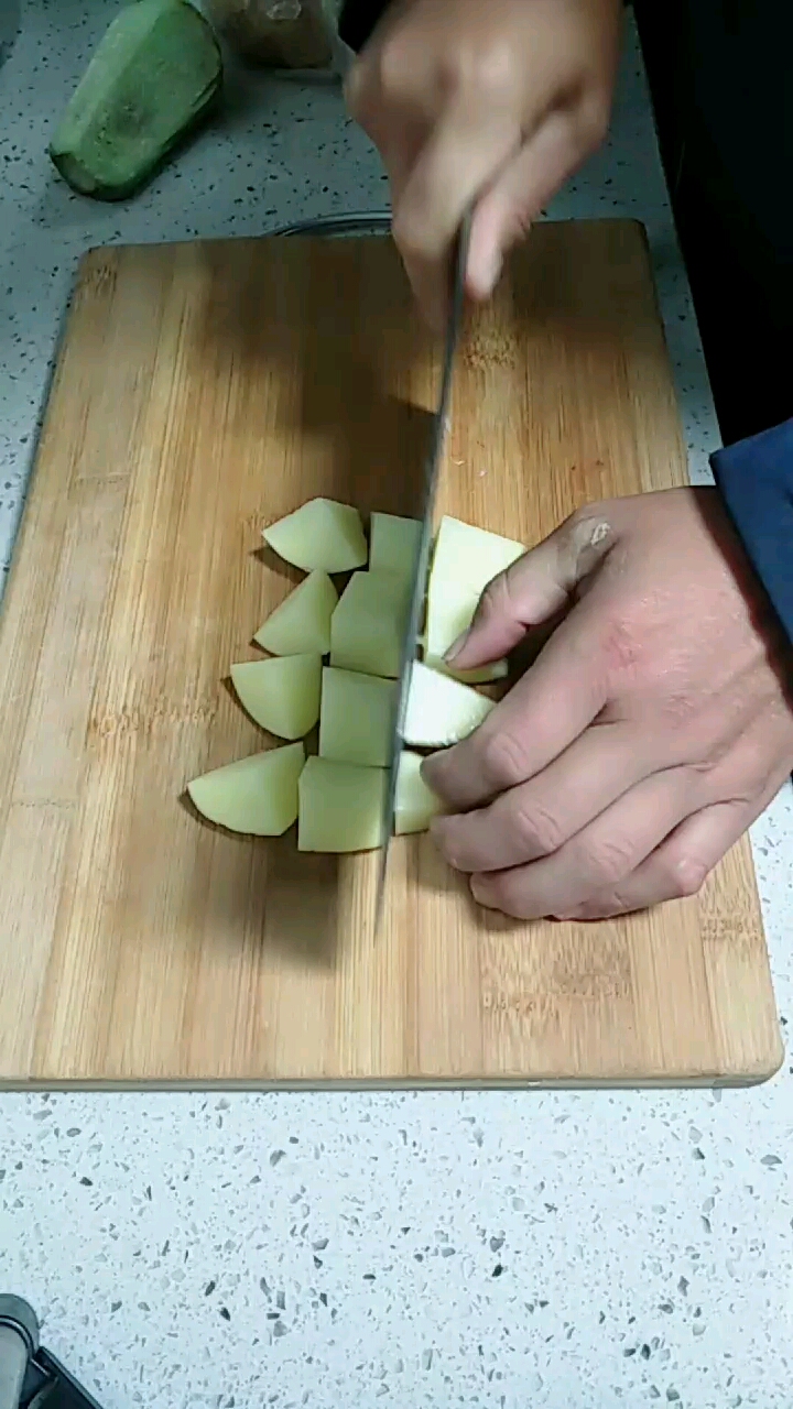 寻找最牛手艺人#土豆块改刀切法