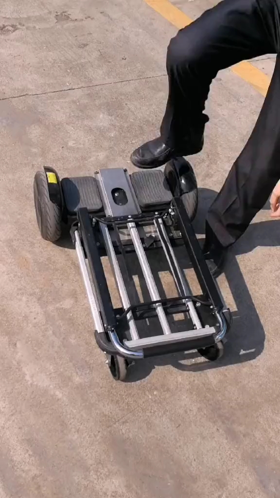 自动行走的拖车