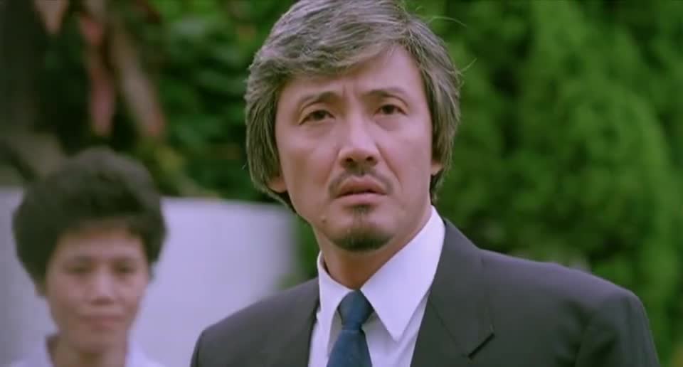 英雄本色2:狄龙出狱投靠昔日老大,不料被劝去自首