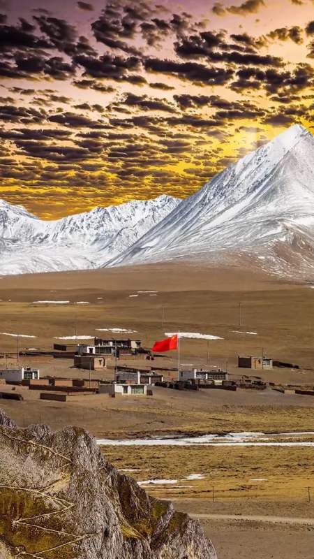 放牧为生,世代镇守祖国边疆,祖国领土寸土不让,风景