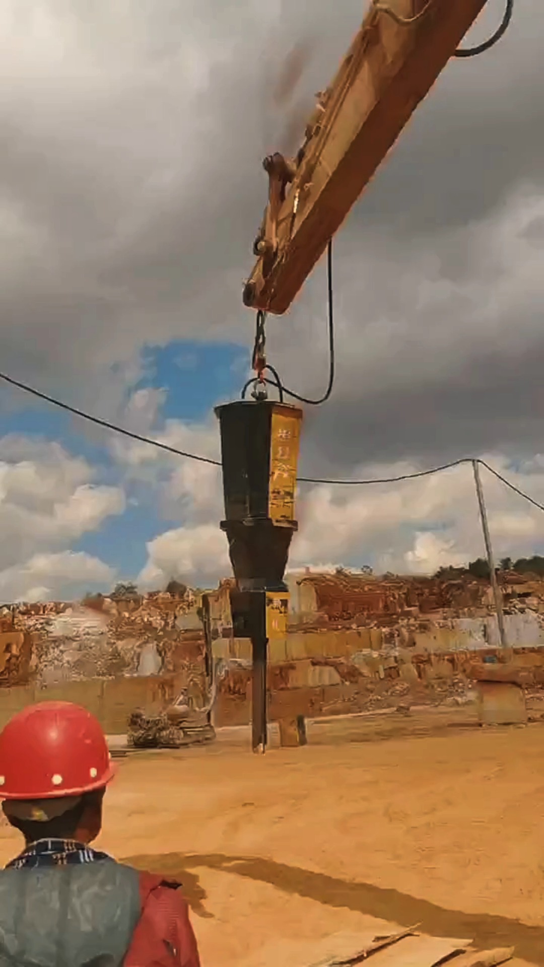 挖基础破石头大液压劈裂机 代替破碎锤大型岩石分裂机 基地开挖岩石机