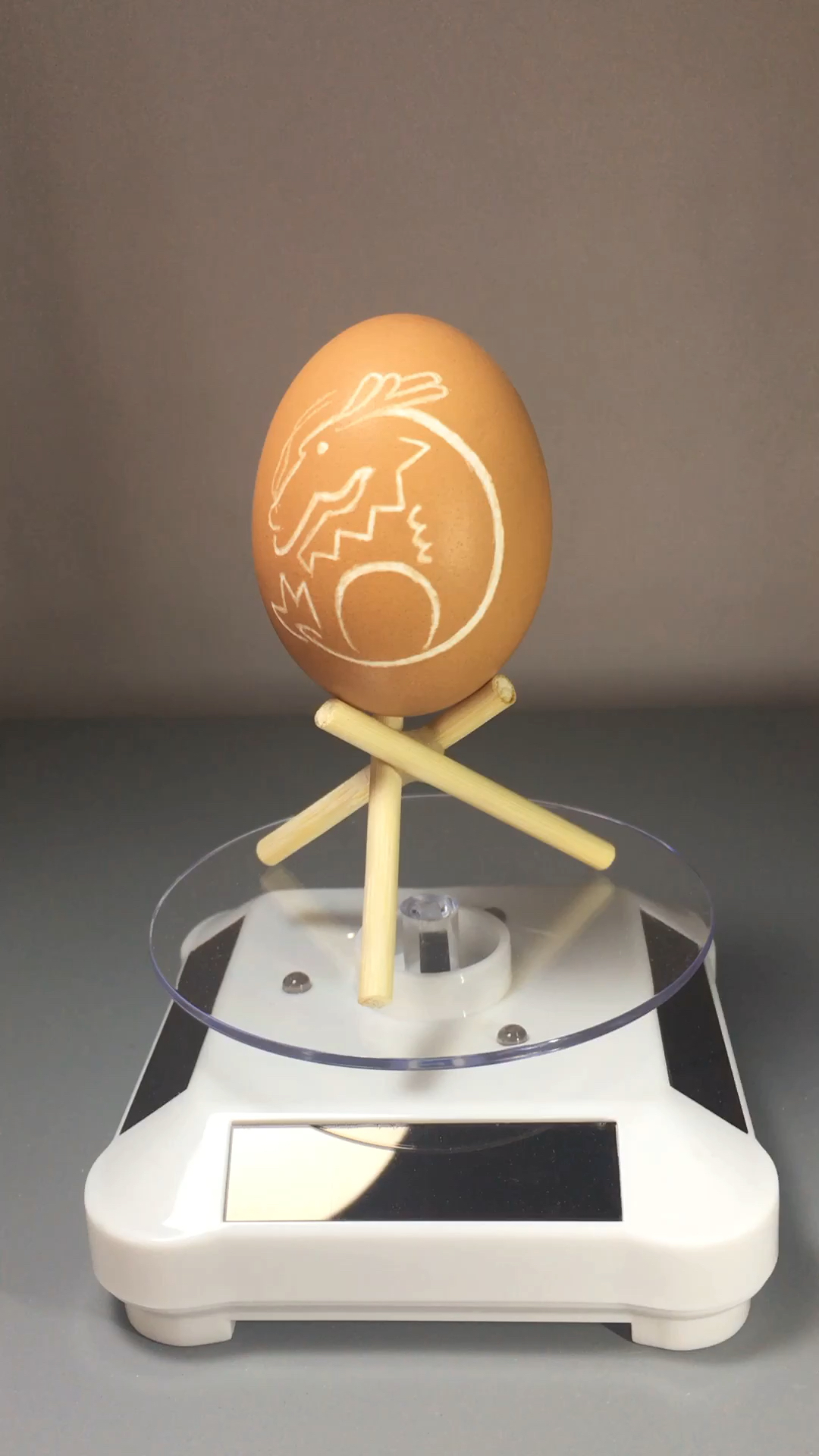 鸡蛋雕刻作品,十二生肖-龙