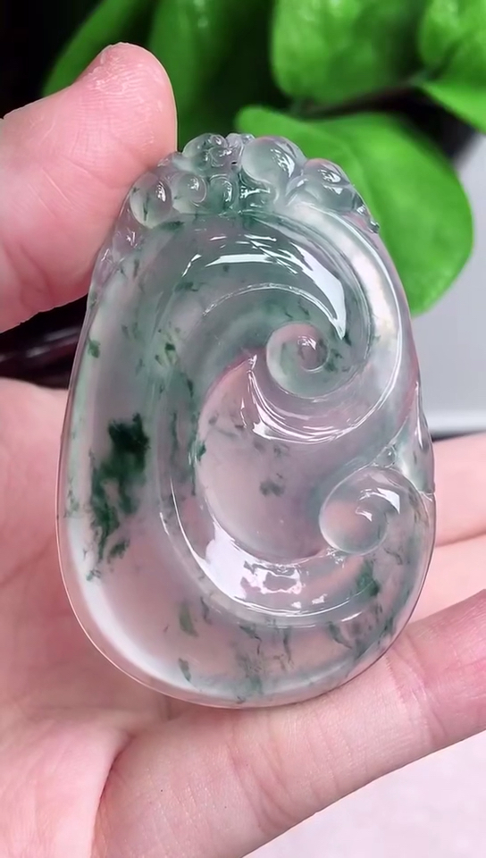 神仙级买家秀#缅甸天然翡翠老坑高冰种冰透起钢飘花如意吊坠