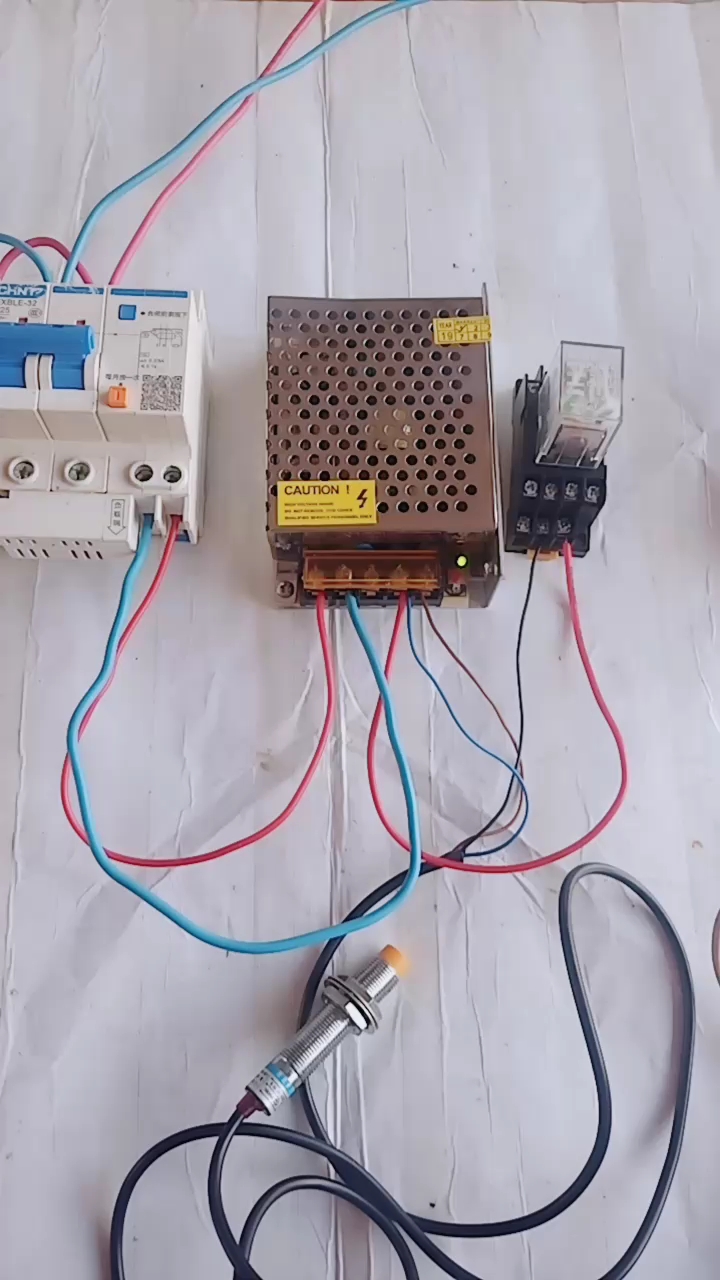 接近开关的接线及工作原理