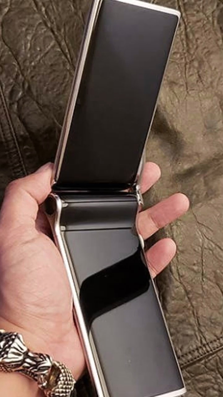 我要上热门#三星tb联名限量版手机