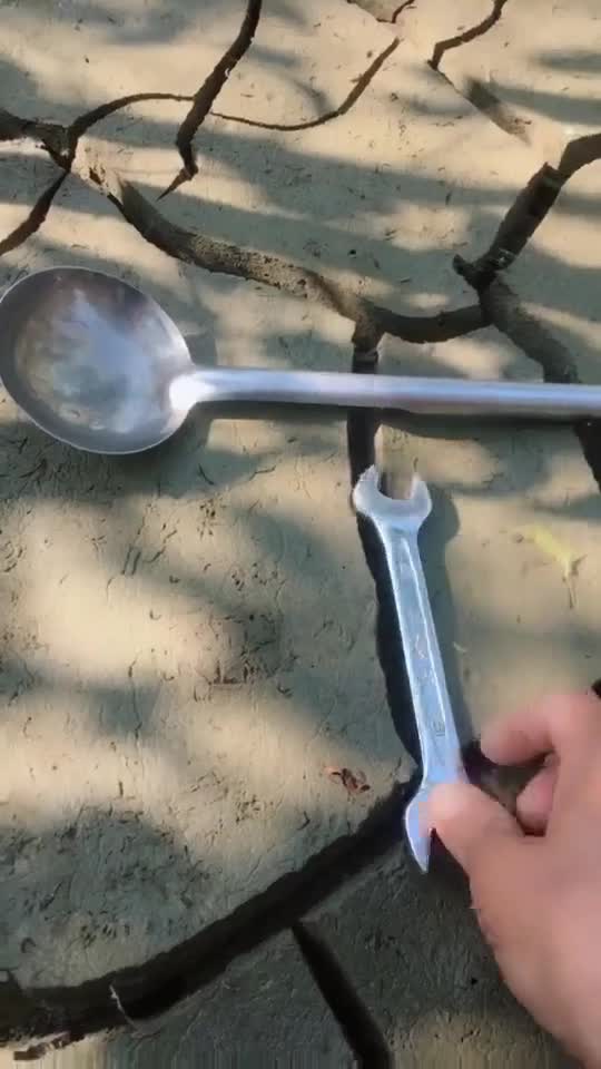 抓甲鱼用工具系列:好多工具,我就用牙签